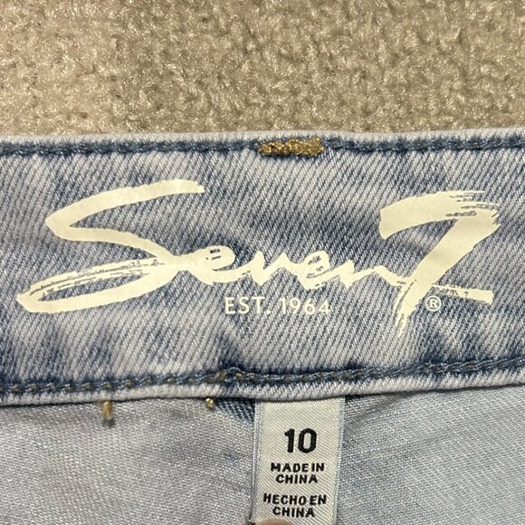 NWT Seven7 Relaxed Raw Cuffed Hem Bermuda Jean Shorts Women's 10 - Picture 10 of 11
